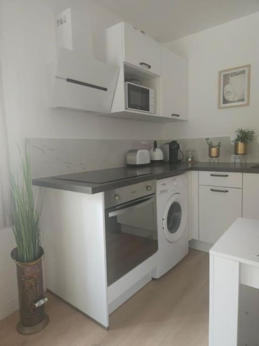 "La Tour", Logement Cosy, Au Calme Vertrieu Exterior foto